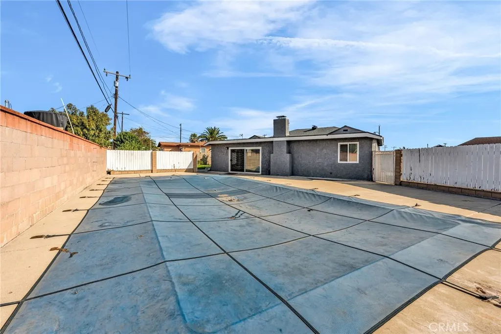 4266 Berkeley, Montclair, California 91763 home-pic-37